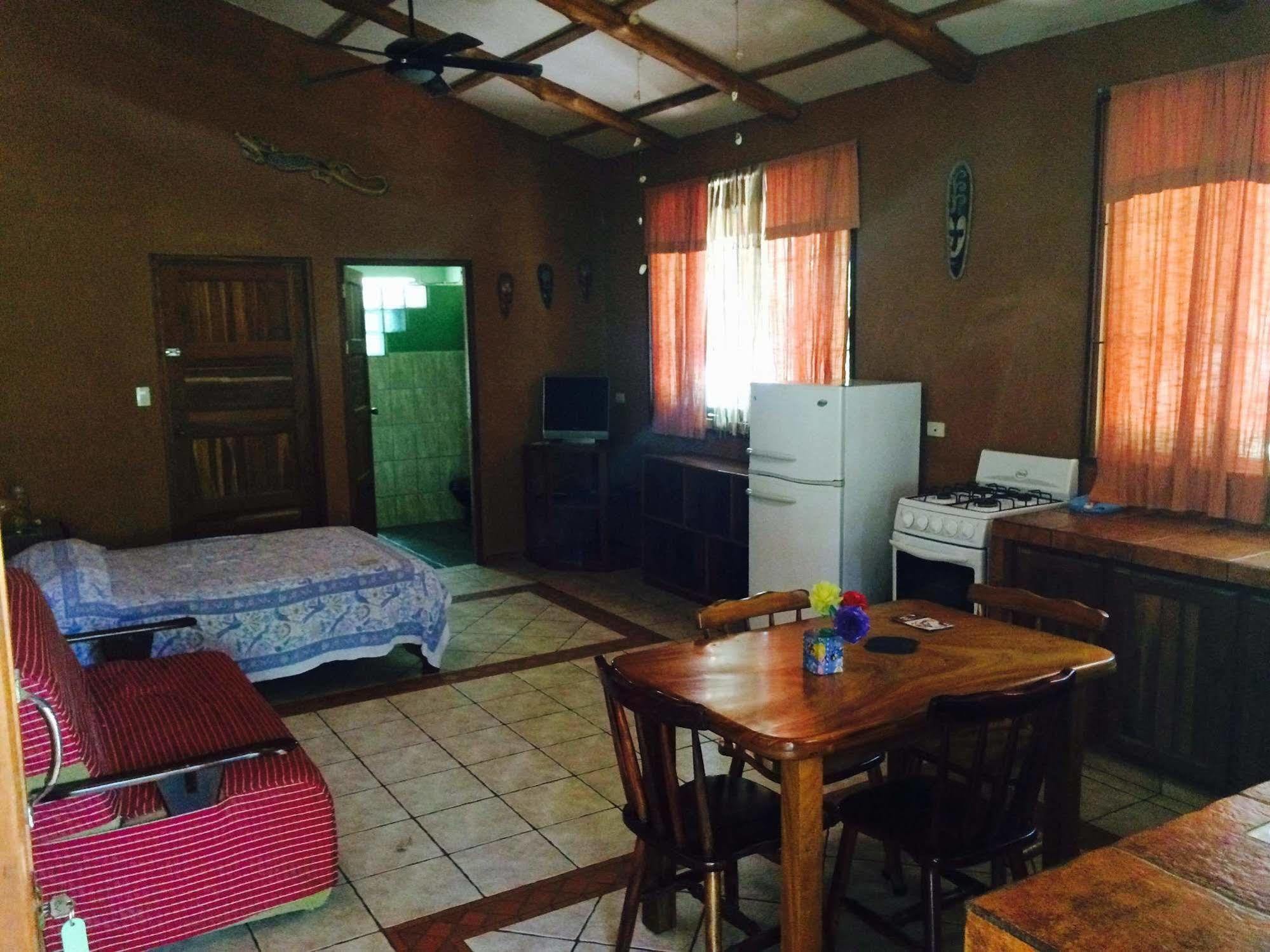 Casa Zen Guesthouse & Yoga Center Playa Santa Teresa  Zewnętrze zdjęcie